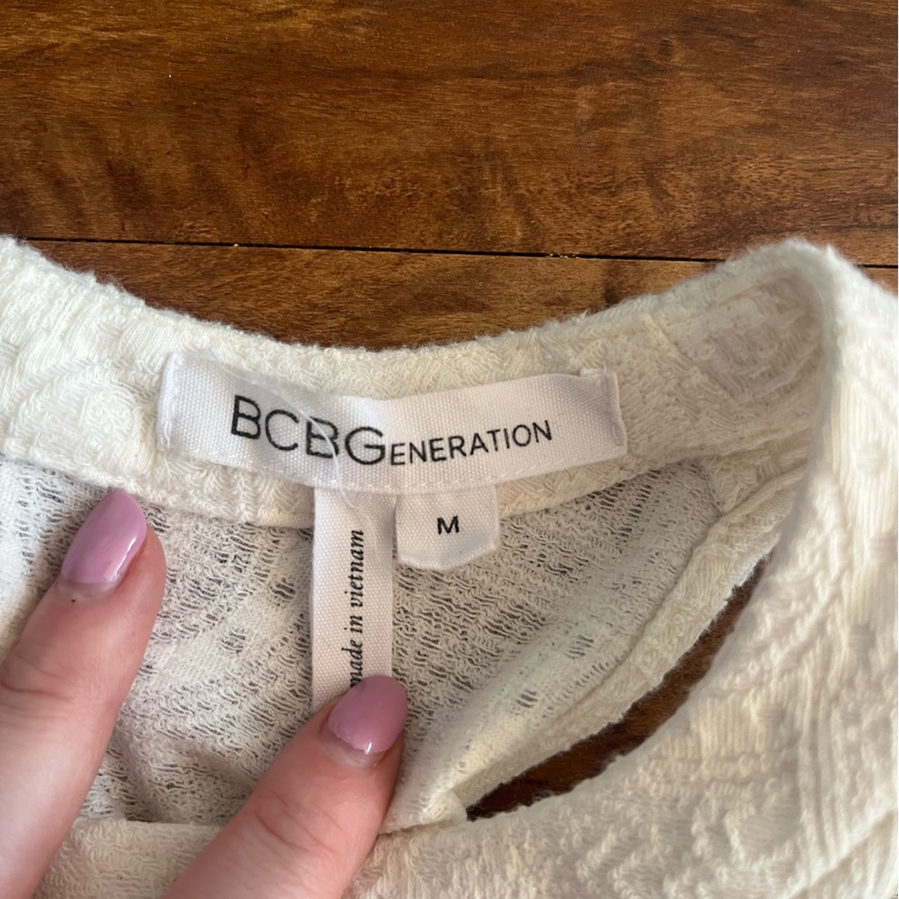 Bcbgeneration White Textured Pattern Top - image 3